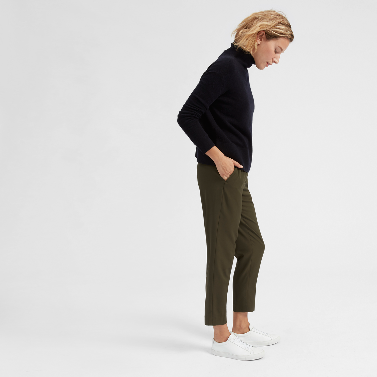 Fitting Room Review: The Everlane GoWeave Easy Pant - Welcome Objects